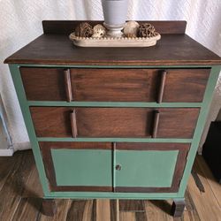 Beautiful Vintage McM Dresser