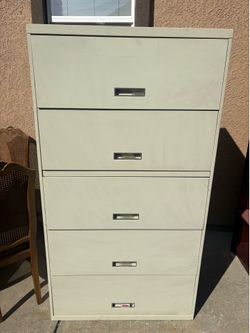 File Cabinet / Toll Storage