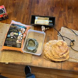 Pet Reptile Equipment 