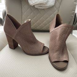 Lucky Brand Nude Open Toe Leather Heels