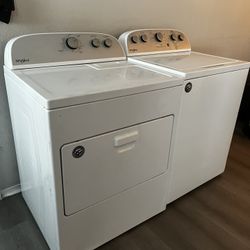 Whirlpool Washer And Dryer Set Great Conditions Delivery And Instalation Available Or Can He Picked Up At My Location
