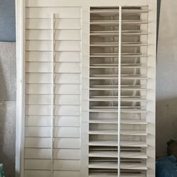 Wood Grain Plantation Shutters