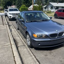 2003 BMW 325i