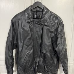 Vintage Black Leather Bomber Jacket
