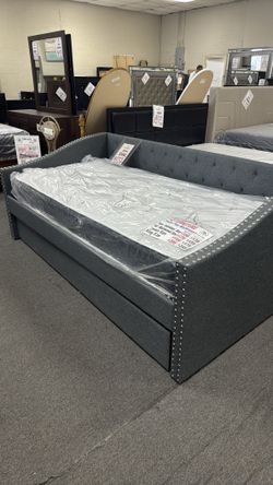 Gray daybed