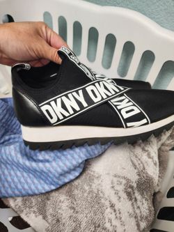 Womens Shoes