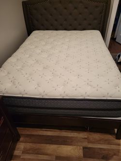 Queen Mattress  Sherwood.  