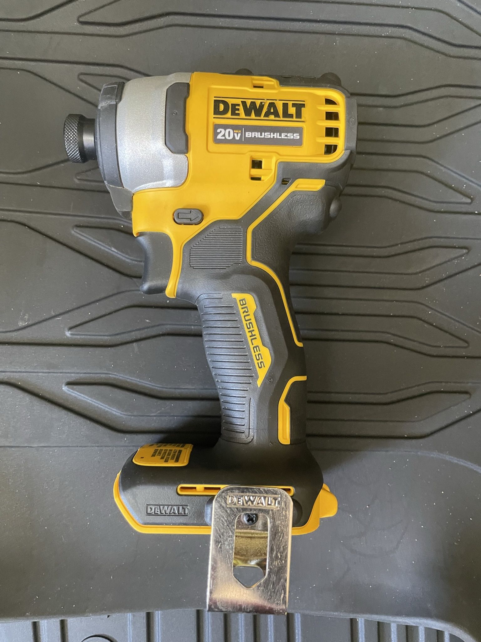 DEWALT ATOMIC 20V MAX Cordless Brushless Compact 1/4 in. Impact Driver (Tool Only)