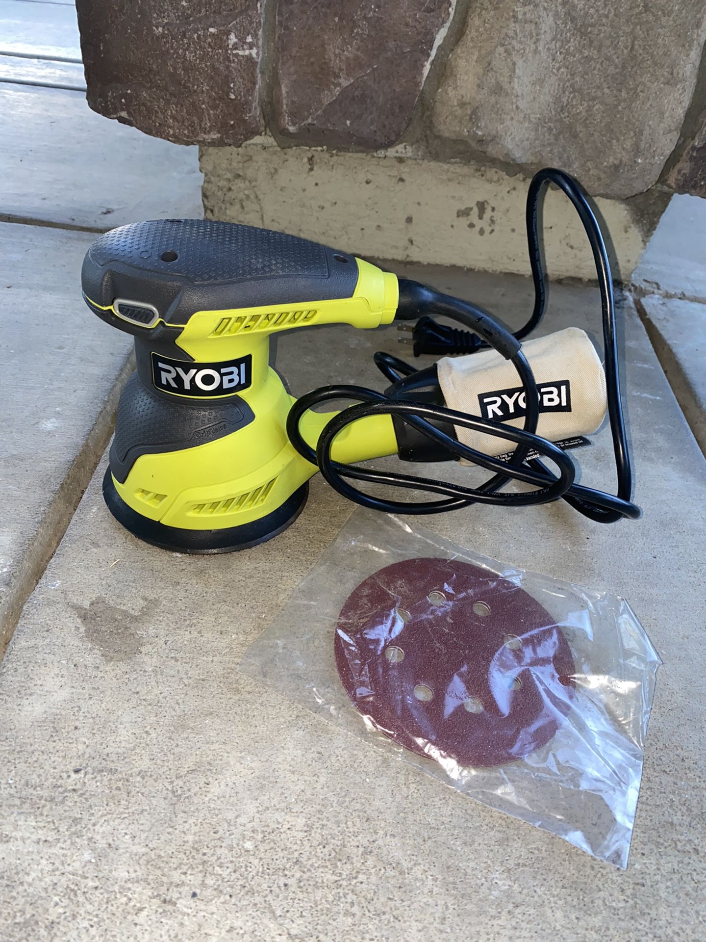 Ryobi RS290G 120V 60Hz Corded Electric Single Speed Orbit Sander