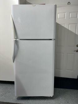 Frigidaire Refrigerator