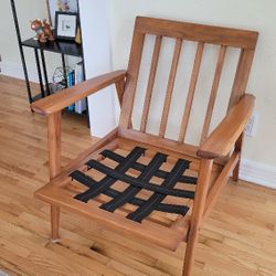 Mid-century Modern Lounge Chair 
