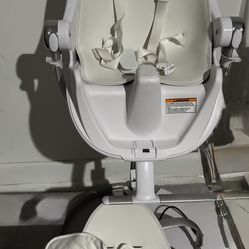 Bloom Fresco High Chair – Good Condition – Priced to Go