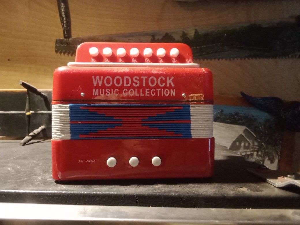 W Woodstock Music Collection Accordion Children's Toy