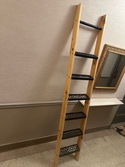 6-Tier Leaning Ladder Shelf - Pine Wood + Black Metal