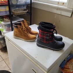 2 pr of Women Boots Size 9