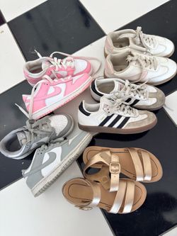 Girls size 1 shoes