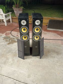 Digital audio home speakers