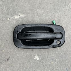 2002-2006  Chevrolet Avalanche Hushan Exterior Door Handle Front LH