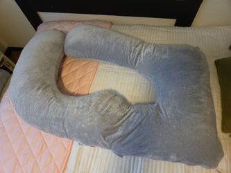 Mom cozy pregnancy pillow