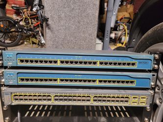 Cisco IT. 3 Pieces.