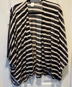 Full Circle Trends Black & White Striped Women’s Kimono Cardigan One Size
