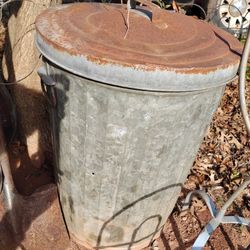 2 Old Metal Trash Cans With Lids 