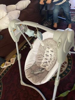 Baby swing