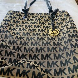Michael Kors Tote Bag 