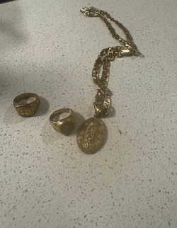 Gold PLATED jewelry lot 2 rings 11-12 size mens pendant+chain (trade for video game stuff or 100$)