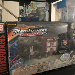 Transformers Armada Optimus Prime