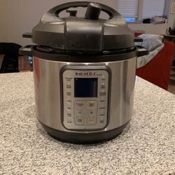 Lightly Used Instapot