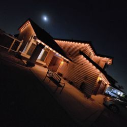 CHRISTMAS/GOVEE LIGHT INSTALLER