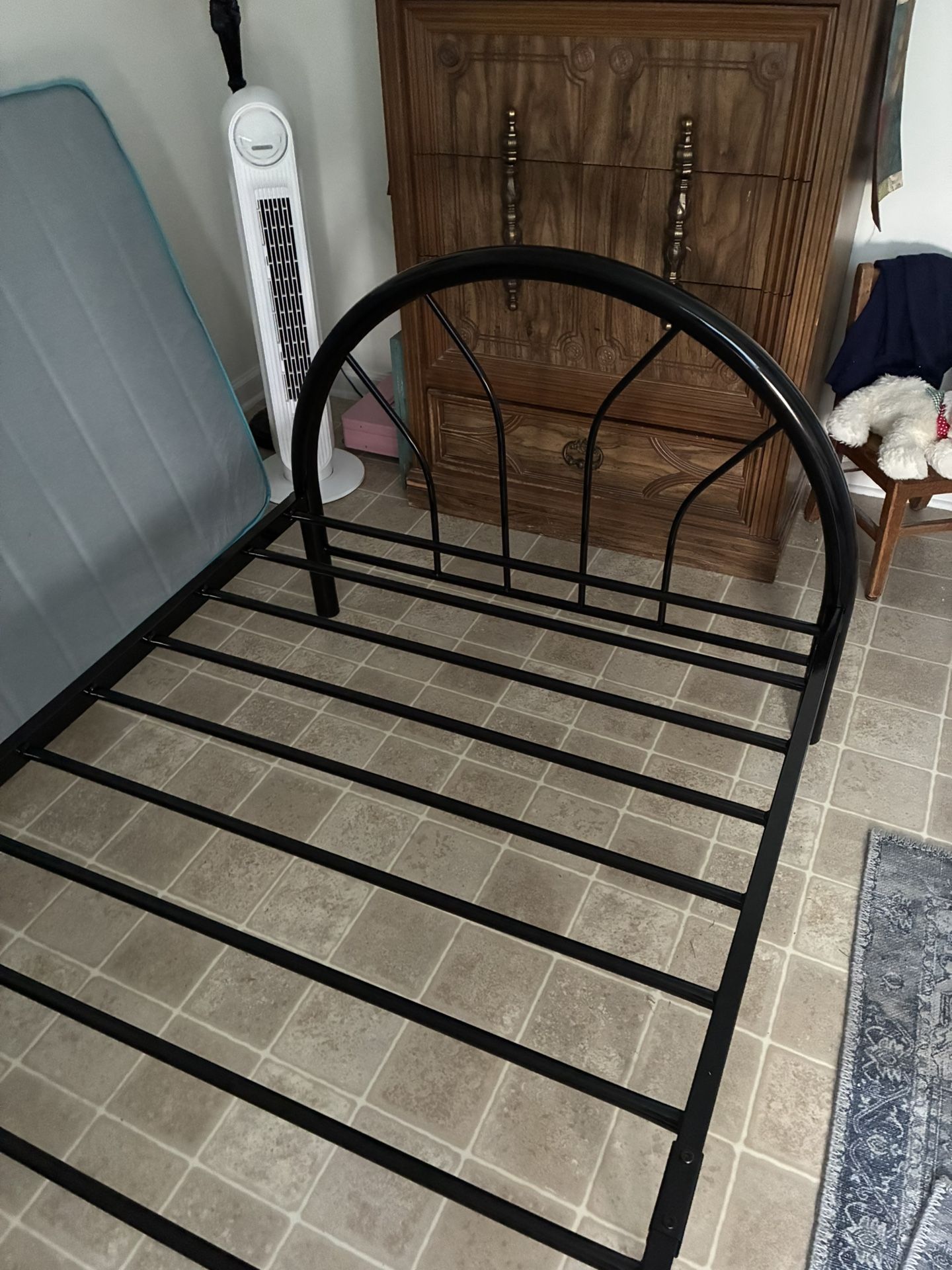 Twin Bed