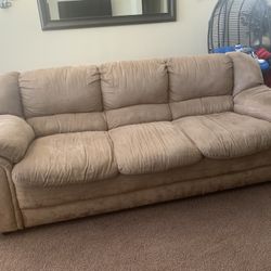 Sofa and loveseat / Couch 