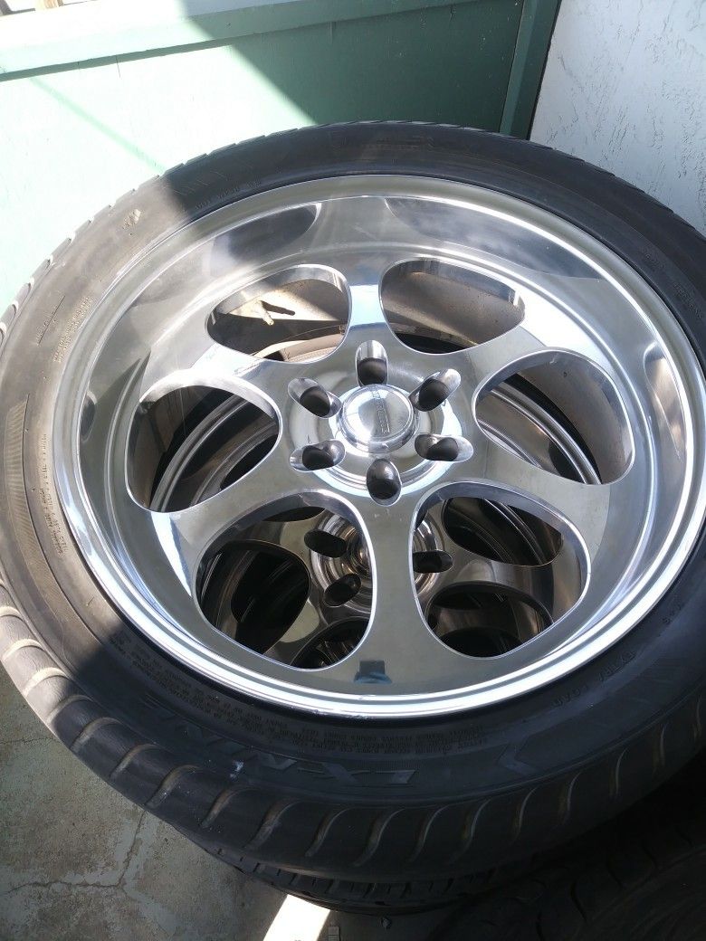 Centerline Stingray III 22X9