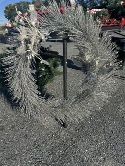 Silver Wreath