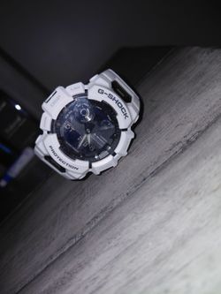 white gshock real and work only takes cash app
