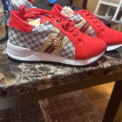 Woman shoes 