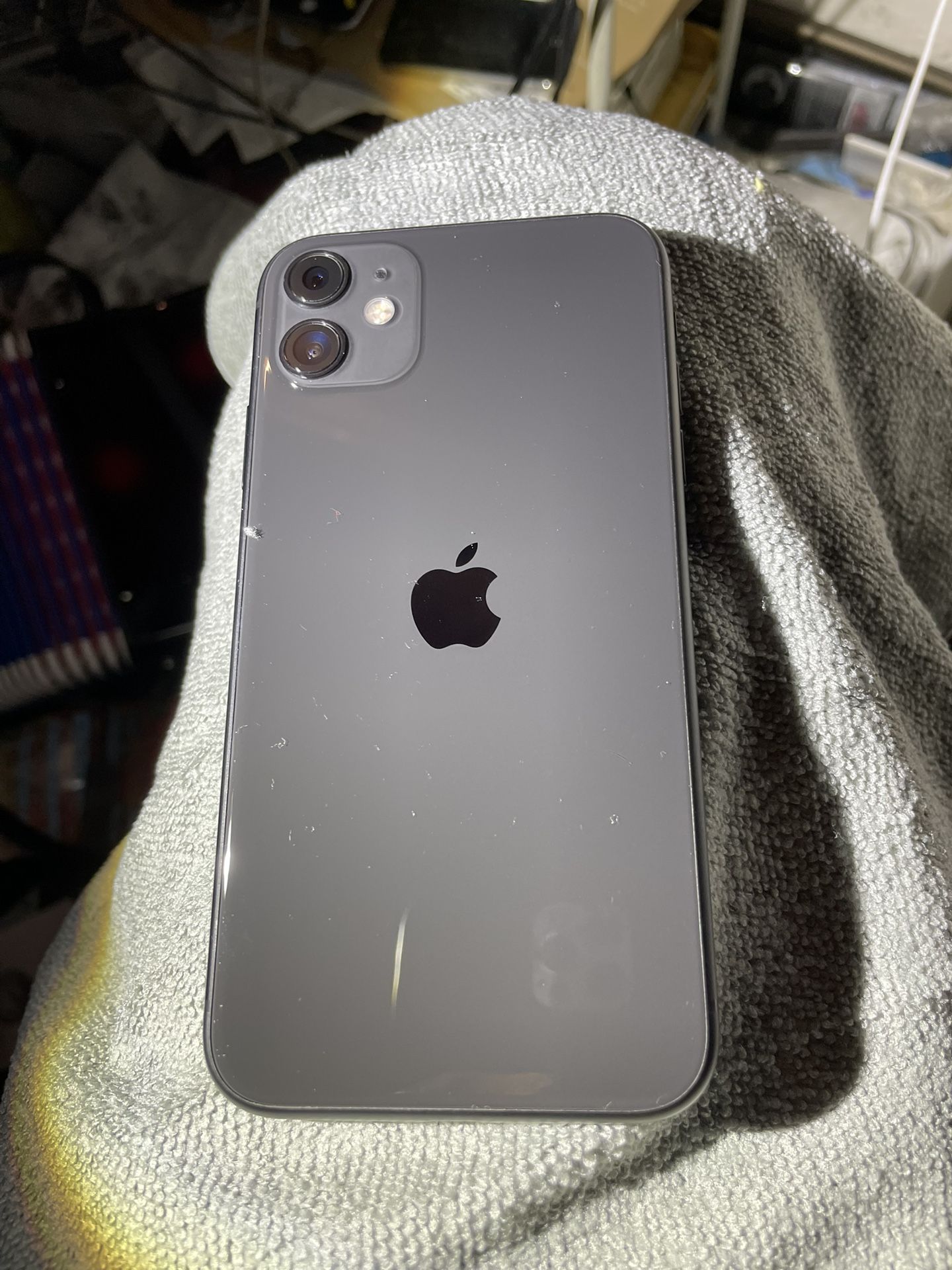 IPHONE 11 NO SIM RESTRICTIONS