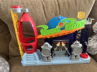 Toy Story Pizza Planet