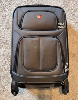 Swiss Gear 21” Carry On luggage