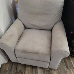Recliner Chair Free