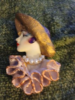 Vintage Ceramic ladies face