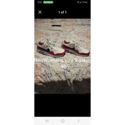 Nike Air Maxs