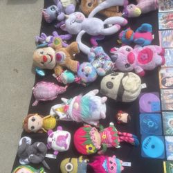 Stuffed Animals & Toys