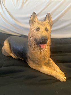 Vintage Sandicast German Shepherdj Dog Statue (1982/1984) GSD figurine