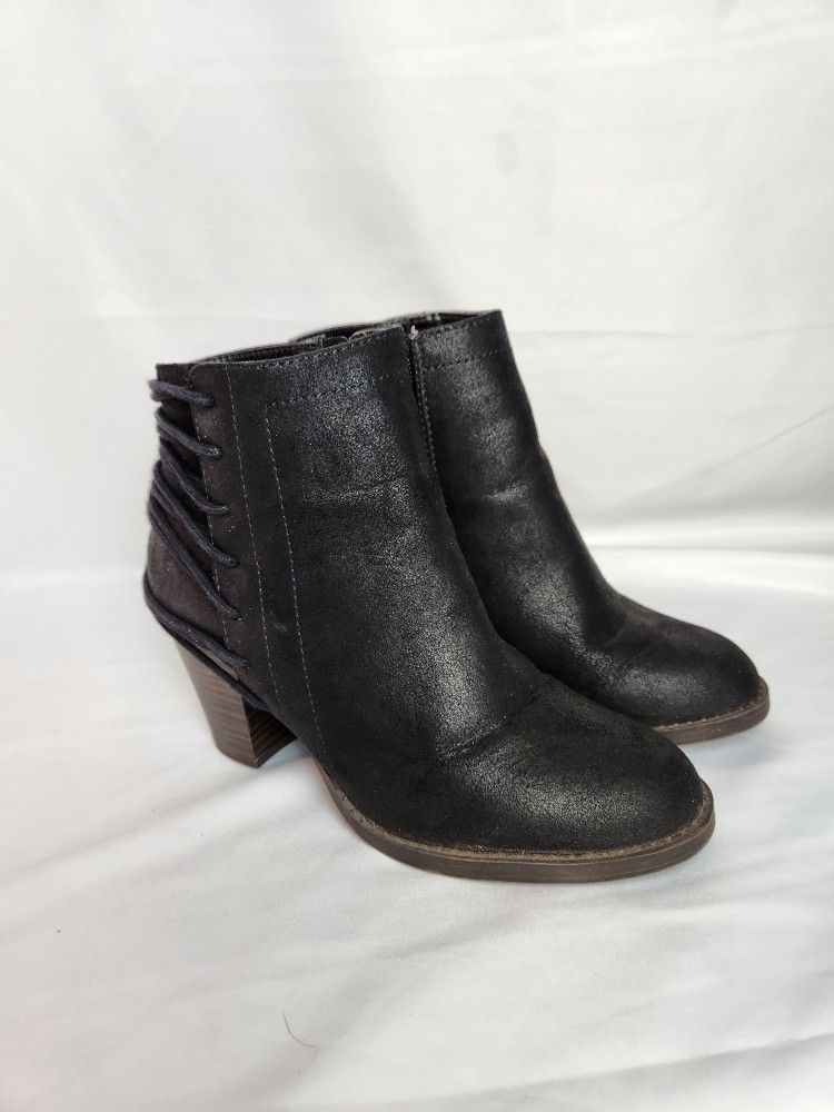Candies Black Ankle Boots Booties Heel Women’s Size 7M like new. 