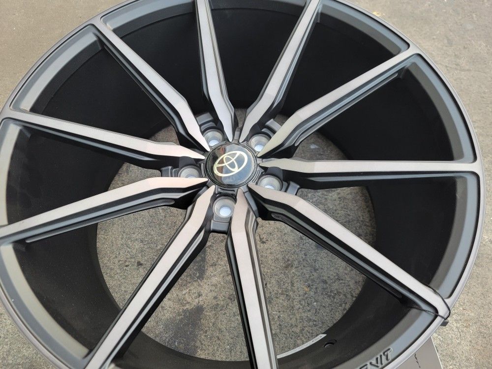 20"new Wheels & New Tires TOYOTA SIENNA