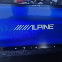 Alpine ilx-w650 double din stereo