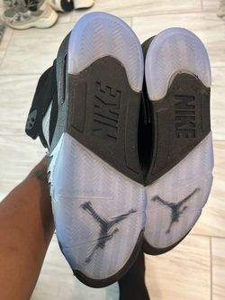 Air Jordan 5 Retro "Metallic Black" – Men's US 9.5 – Brand New / Never Worn